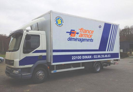 Camion de déménagement Guiomard Camion de déménagement Guiomard